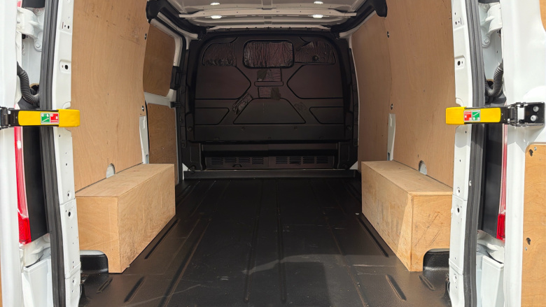 Ford Transit Custom 290 L1 Diesel Fwd 2.0 EcoBlue 185ps Low Roof Sport Van